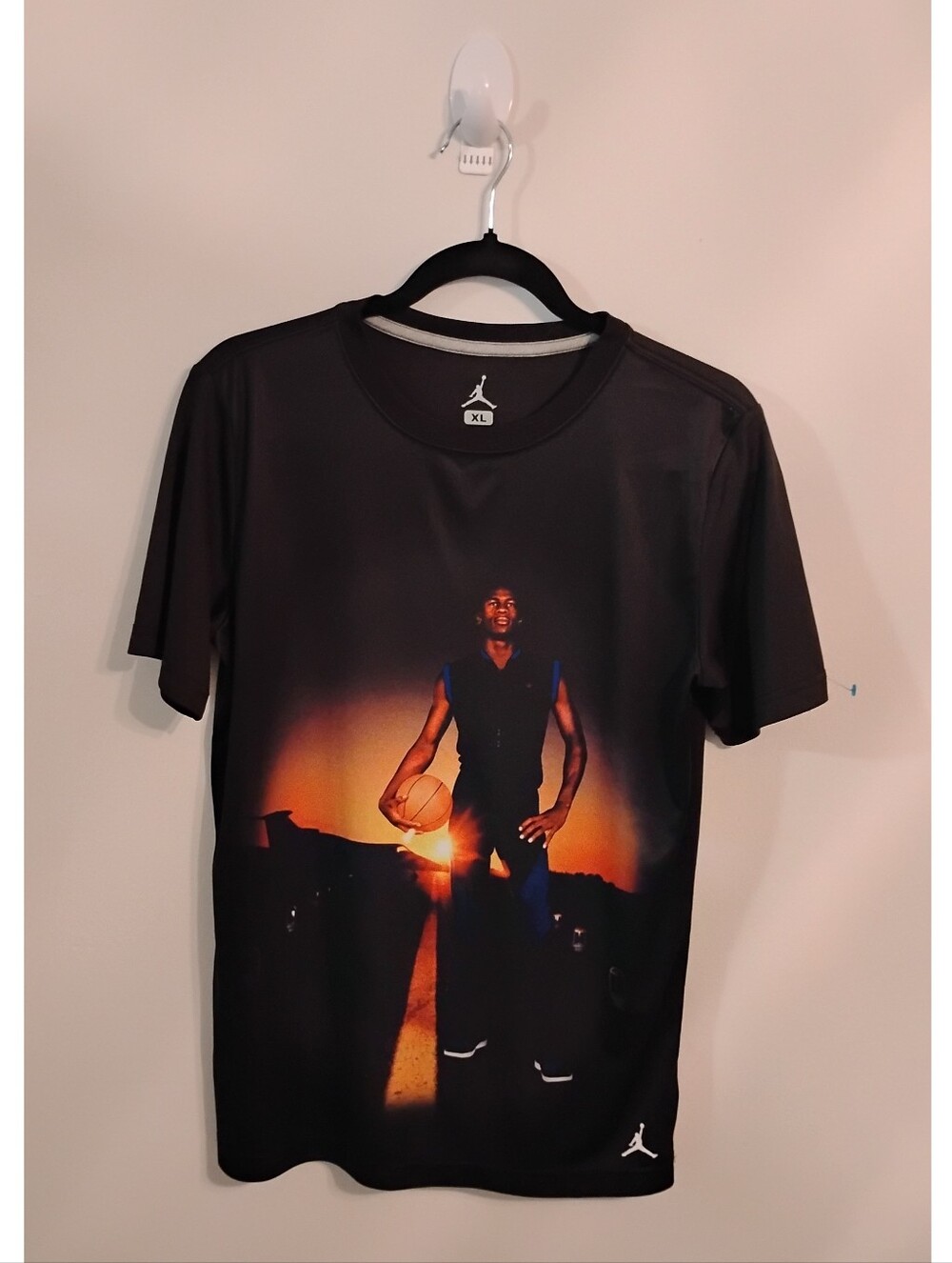 Jordan Youth XL Sunset Graphic T-Shirt - Black Short Sleeve Basketball Tee
